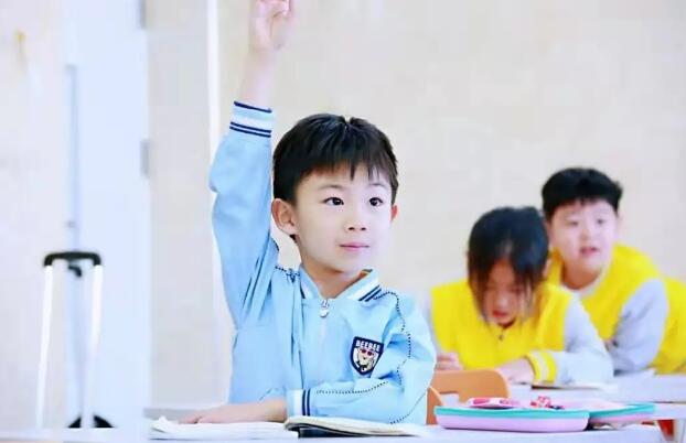 (i)χ(gu)HW(xu)У