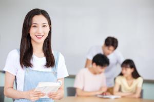 高中生能上安徽新華學(xué)院科技學(xué)院?jiǎn)幔? height=