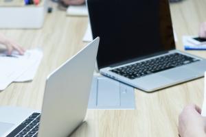 信陽職業(yè)技術(shù)學(xué)院2025年高職單招考試公告
