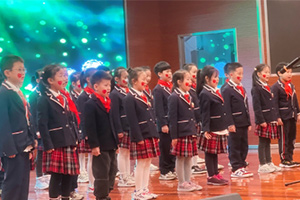 三河市燕橋學校小學舉辦國慶年級組班歌活動：歌聲嘹亮，唱響燕橋！