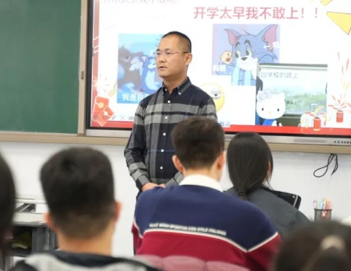 張家口未來學(xué)校高中部召開2024-2025學(xué)年第二學(xué)期第一次班會(huì)！