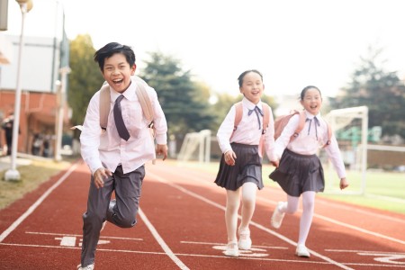 北京東方紅學校小學插班錄取條件+申請流程解析，附非京籍四證材料準備須知！