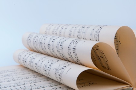 北京東方紅學校高中插班錄取條件詳解，非京籍能申請嗎？