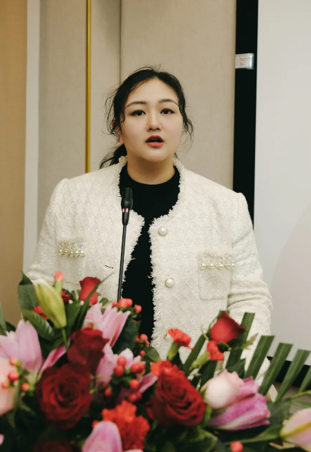 遼寧省劍橋英語考務中心主任郎思慧女士