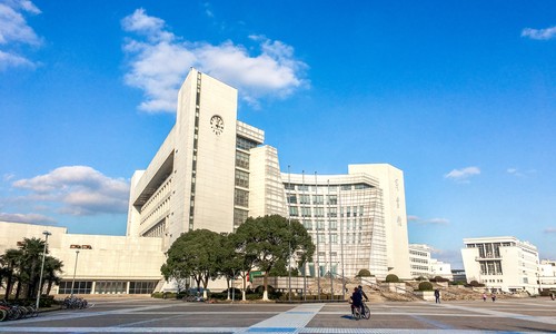 天津市第一商業(yè)學(xué)校